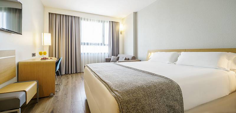  Hotel ILUNION Valencia 4